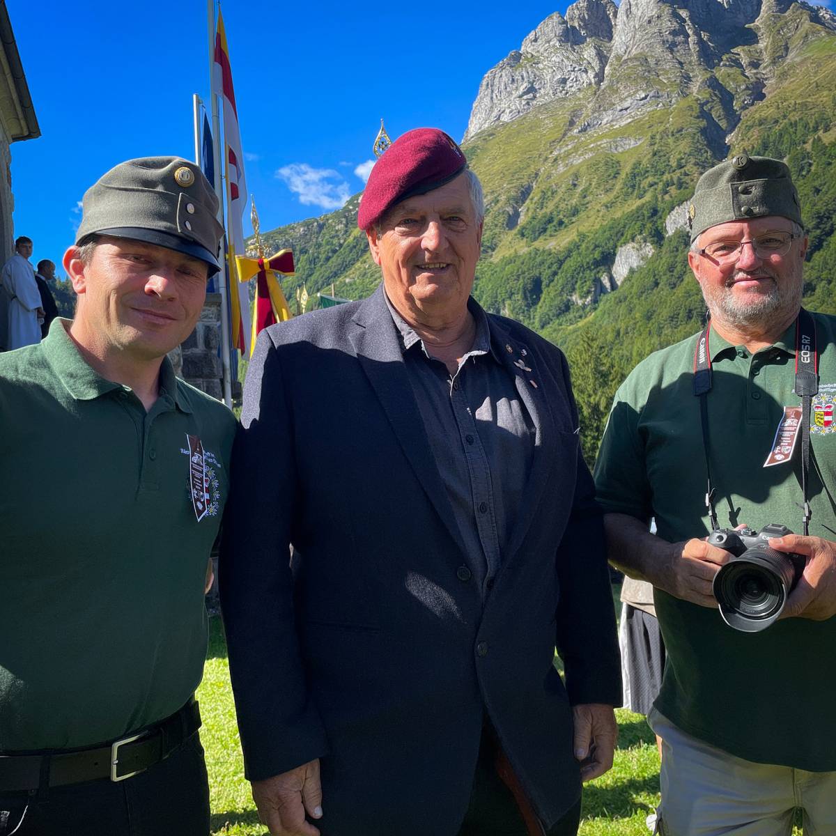 542755148_1305846141559591_5582883059349066001_n